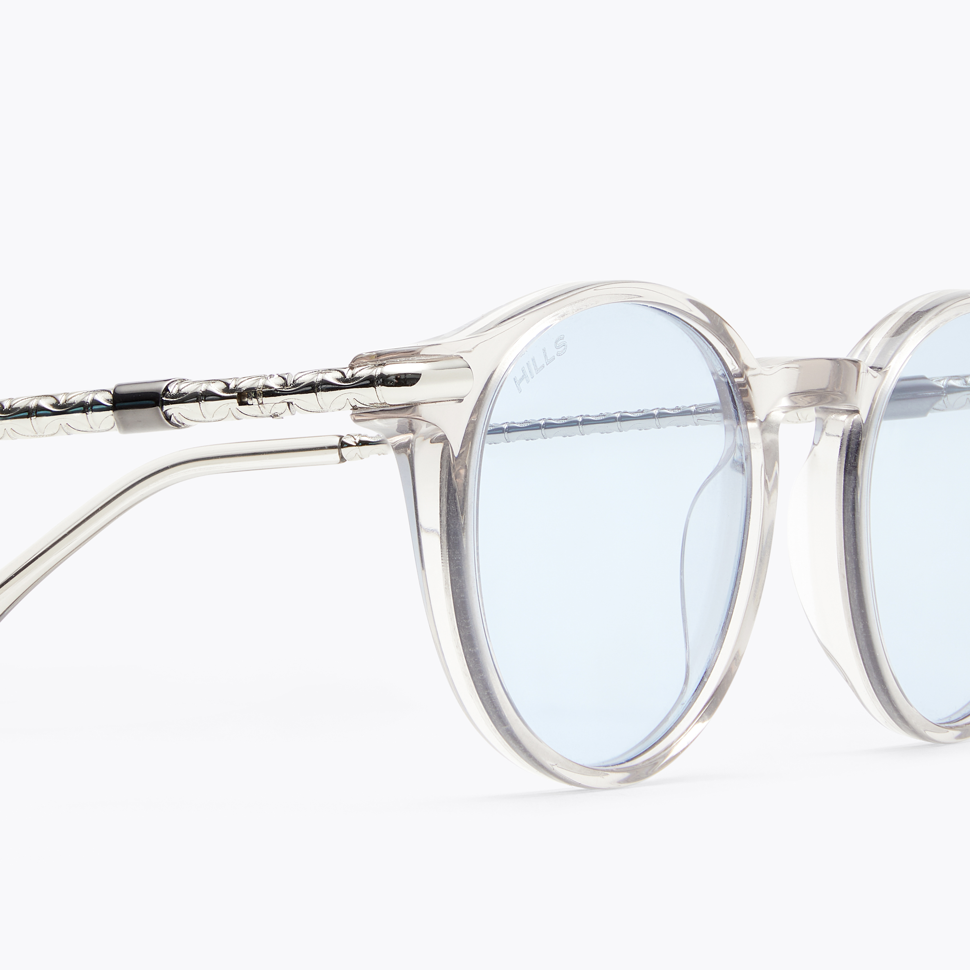 Roland H1 Crystal/Blue – Sleek Dual-Tone Finish